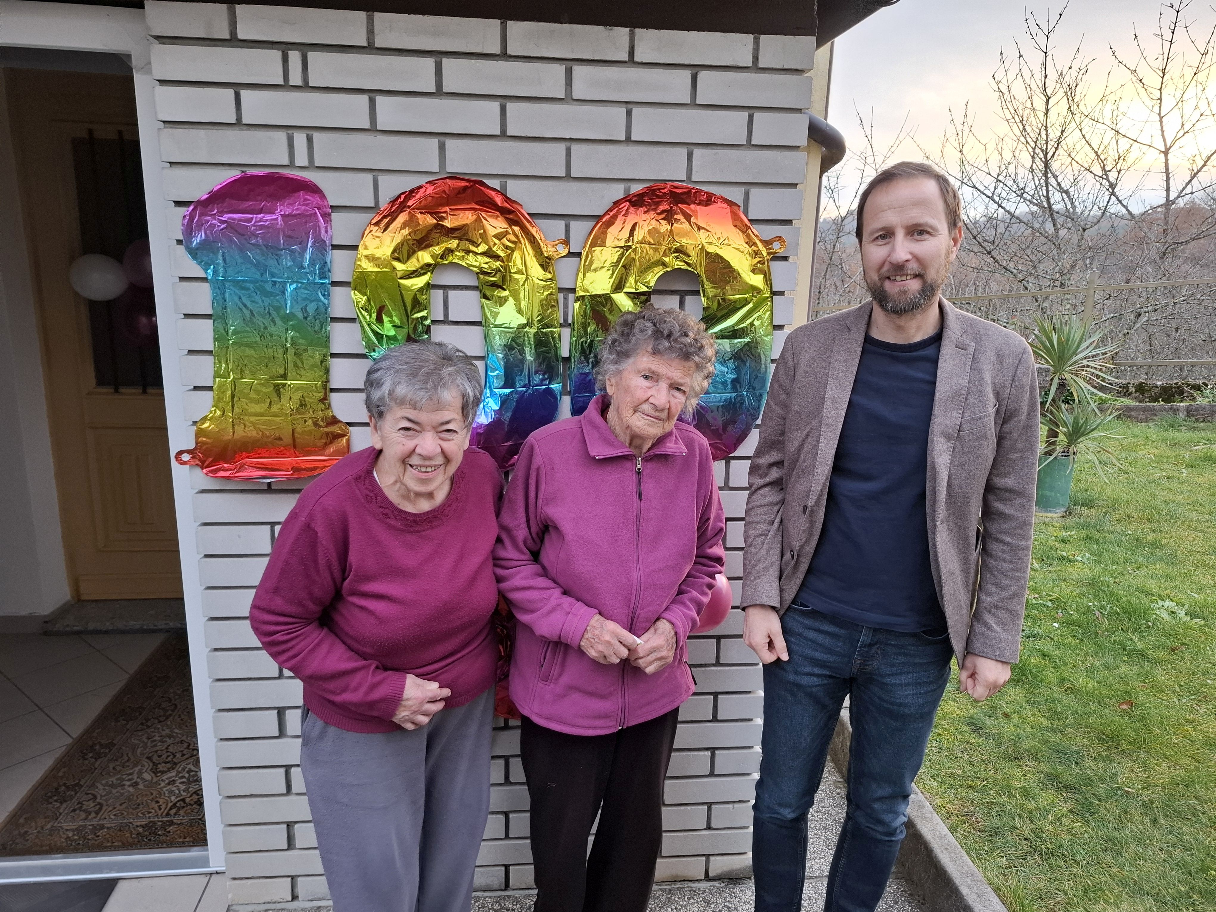 100 LET STANISLAVA 2